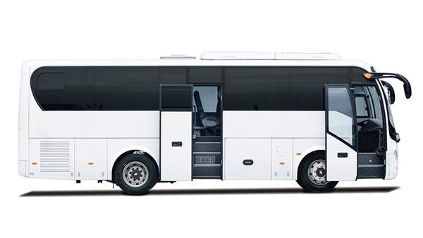 12-52_8m-seater-coach_05
